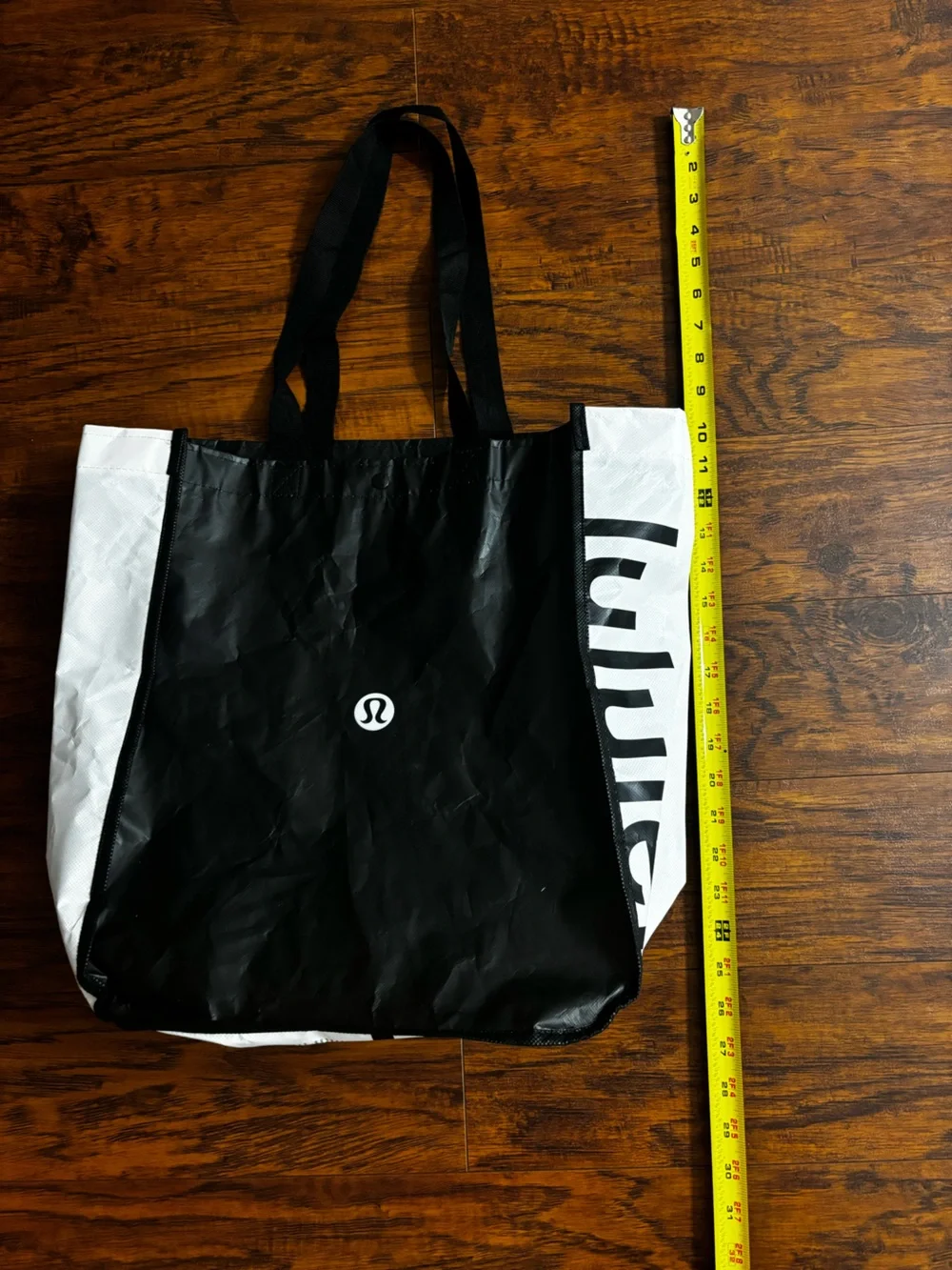 Lululemon Large Black and White Duffel Tote Bag Reusable Tall Shoulder Purse